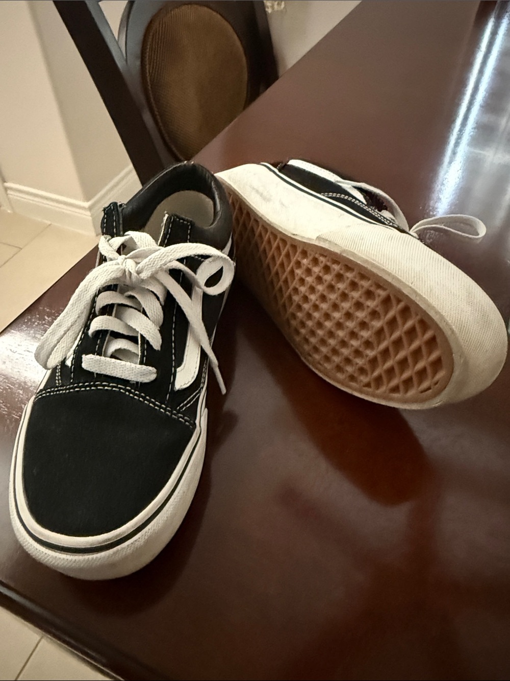 Women Black and White Canvas Skate Sneakers - Picture 2 of 3